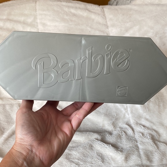 NRFB Millennium Princess Barbie Doll ✨ - Picture 15 of 15